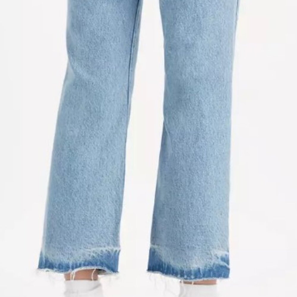 Levi's - Picture 8 of 14